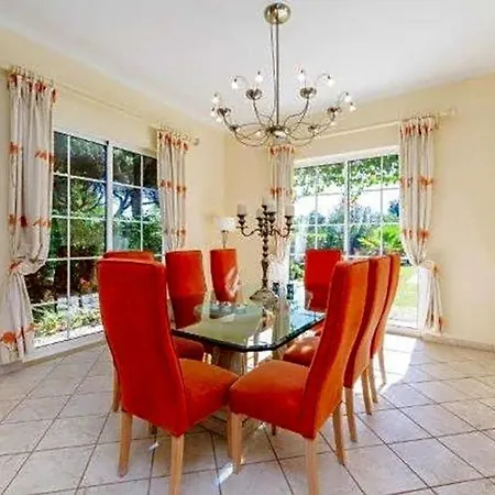Vale Do Garrao Sleeps 6 Pool Air Con Wifi * Vale do Lobo